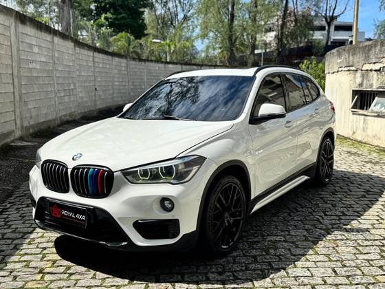 BMW X1 2.0 16V TURBO ACTIVEFLEX XDRIVE25I SPORT 4P AUTOMÁTICO BMW X1 2.0 16V TURBO ACTIVEFLEX XDRIVE25I SPORT 4P AUTOMÁTICO
